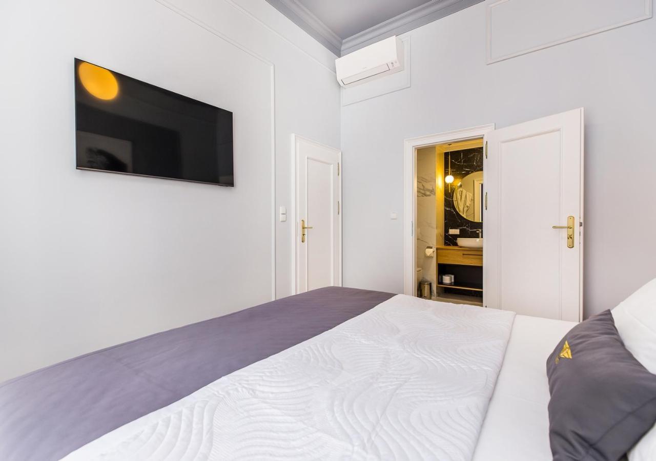 Bentis Luxury Apartments Krasków Eksteriør bilde