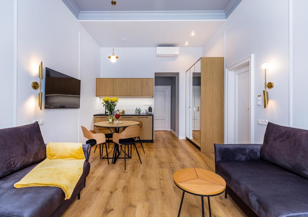 Bentis Luxury Apartments Krasków Eksteriør bilde