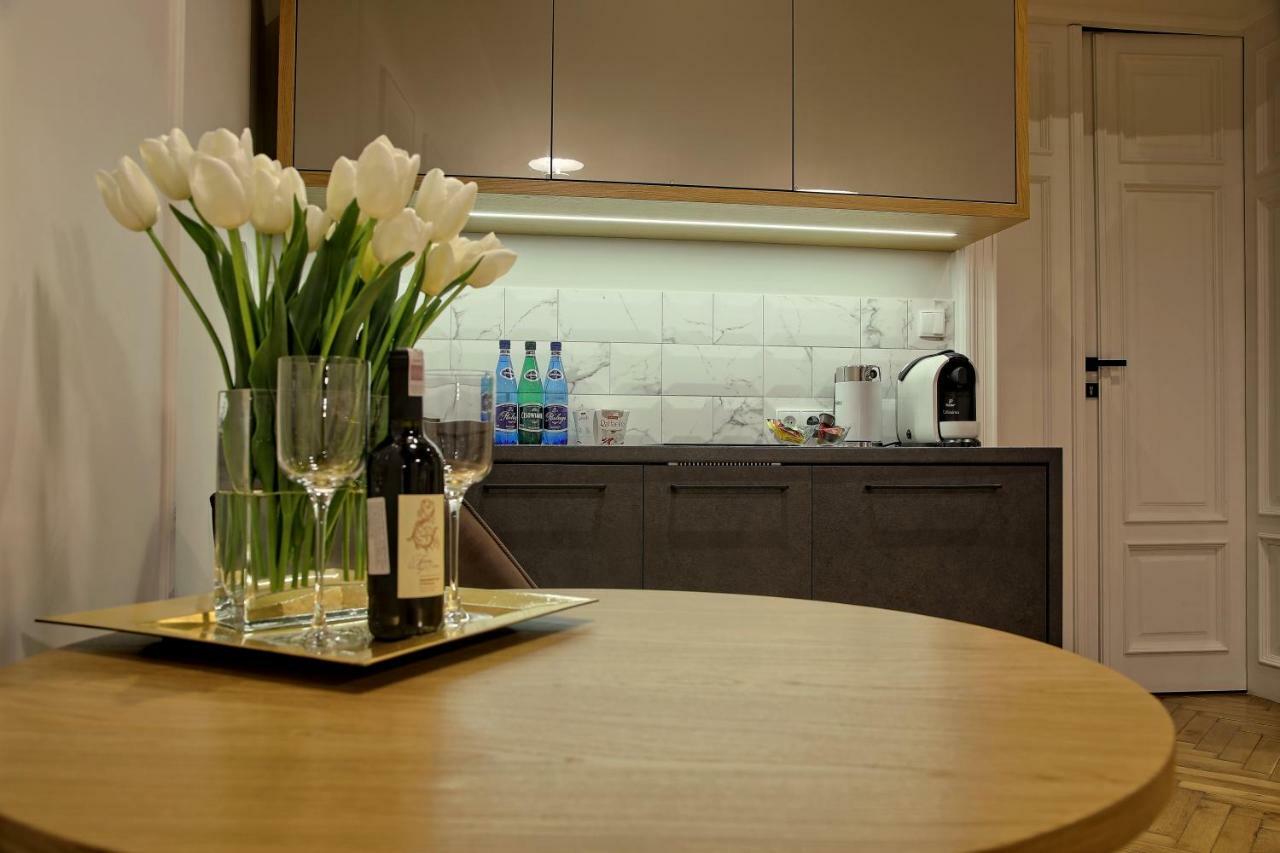 Bentis Luxury Apartments Krasków Eksteriør bilde